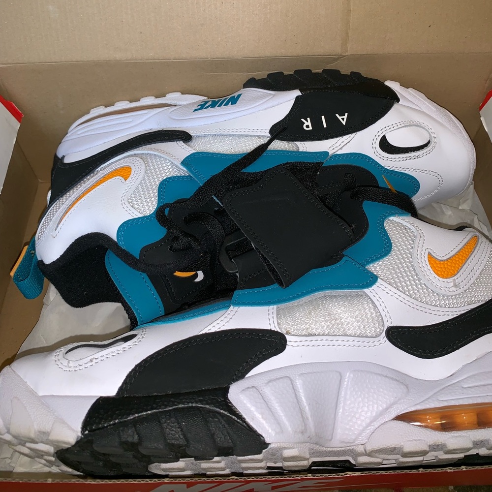 Nike Air Max Speed Turfs